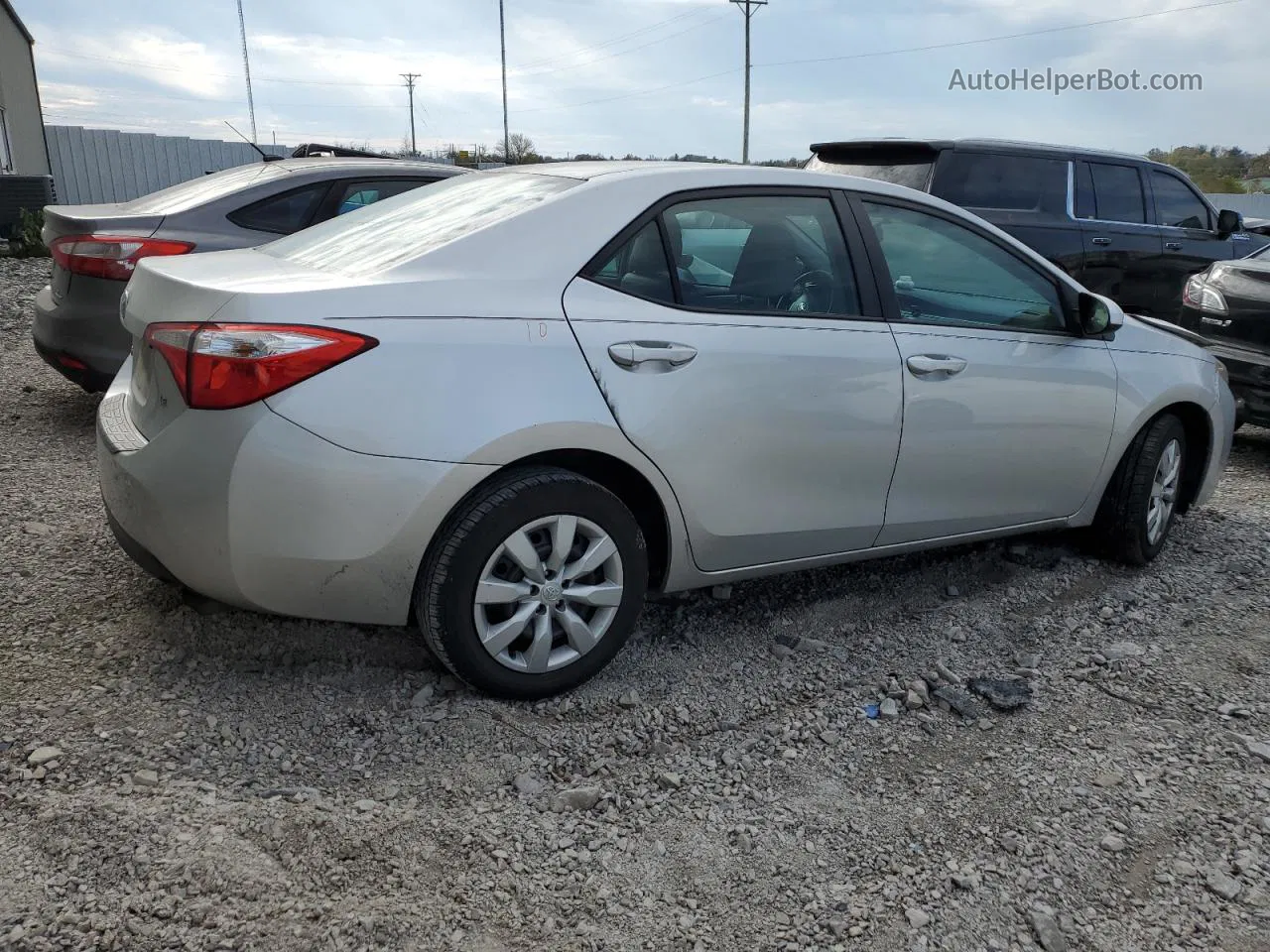 2015 Toyota Corolla L Silver vin: 5YFBURHE3FP239283