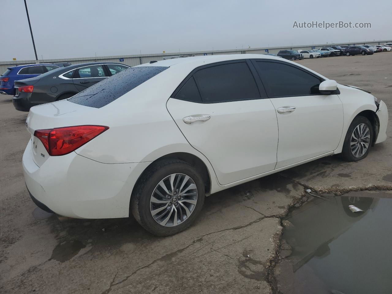 2019 Toyota Corolla L White vin: 5YFBURHE3KP862008