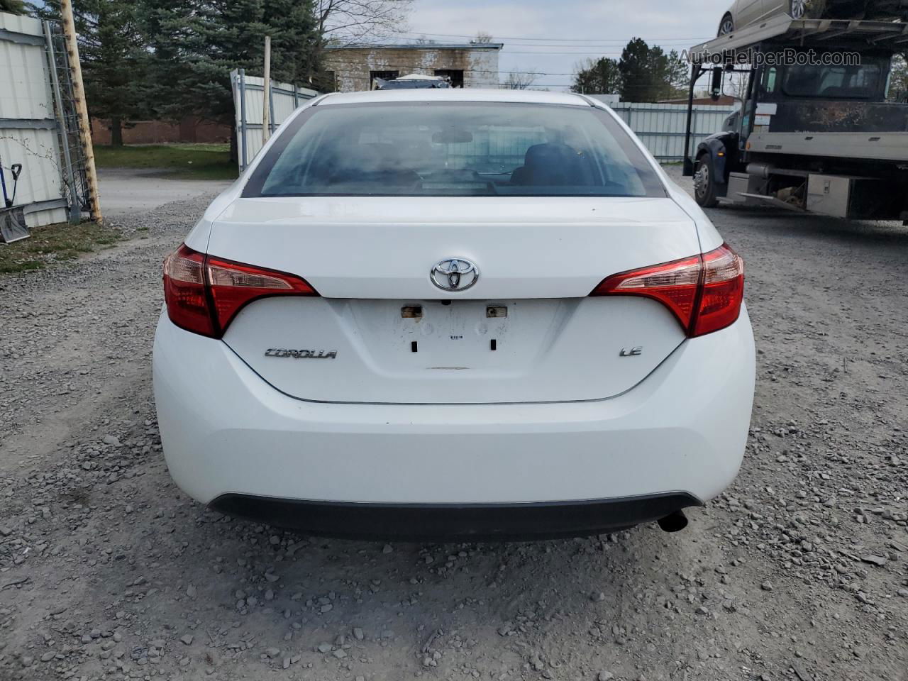 2019 Toyota Corolla L White vin: 5YFBURHE3KP887197