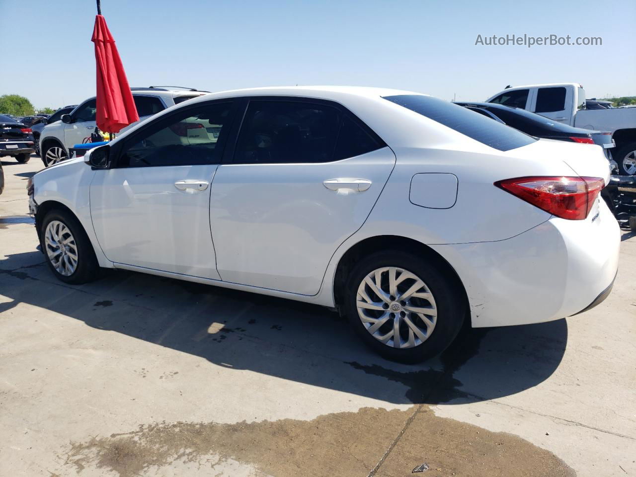 2019 Toyota Corolla L White vin: 5YFBURHE3KP897809