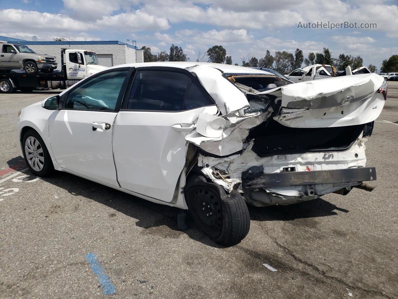 2014 Toyota Corolla L White vin: 5YFBURHE4EP012313