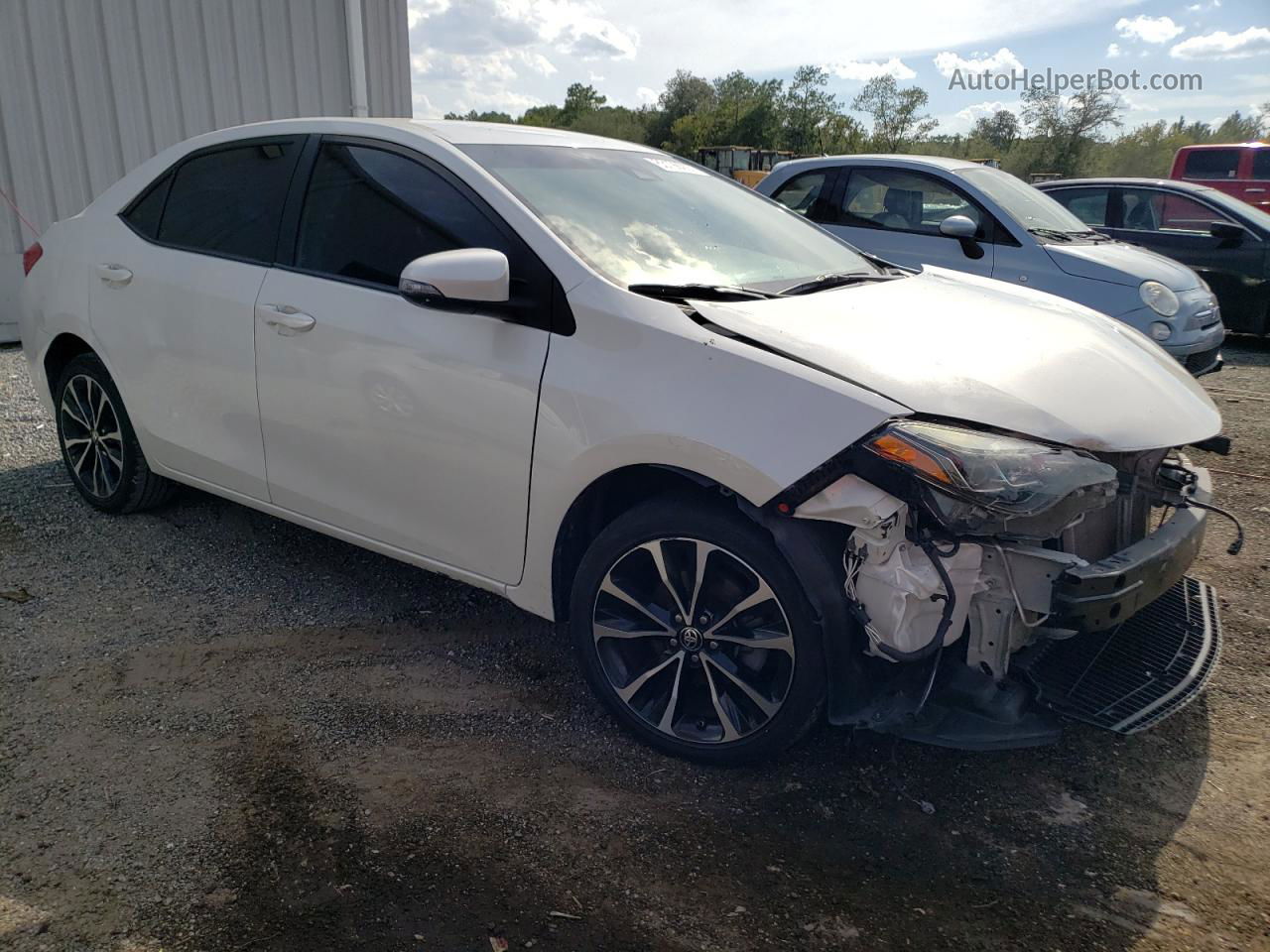 2019 Toyota Corolla L White vin: 5YFBURHE4KP879562