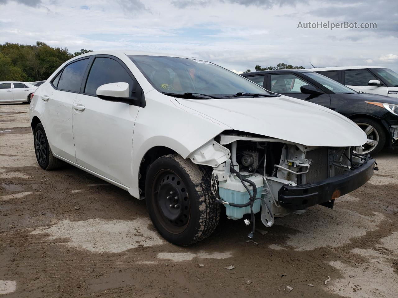 2019 Toyota Corolla L White vin: 5YFBURHE4KP926766