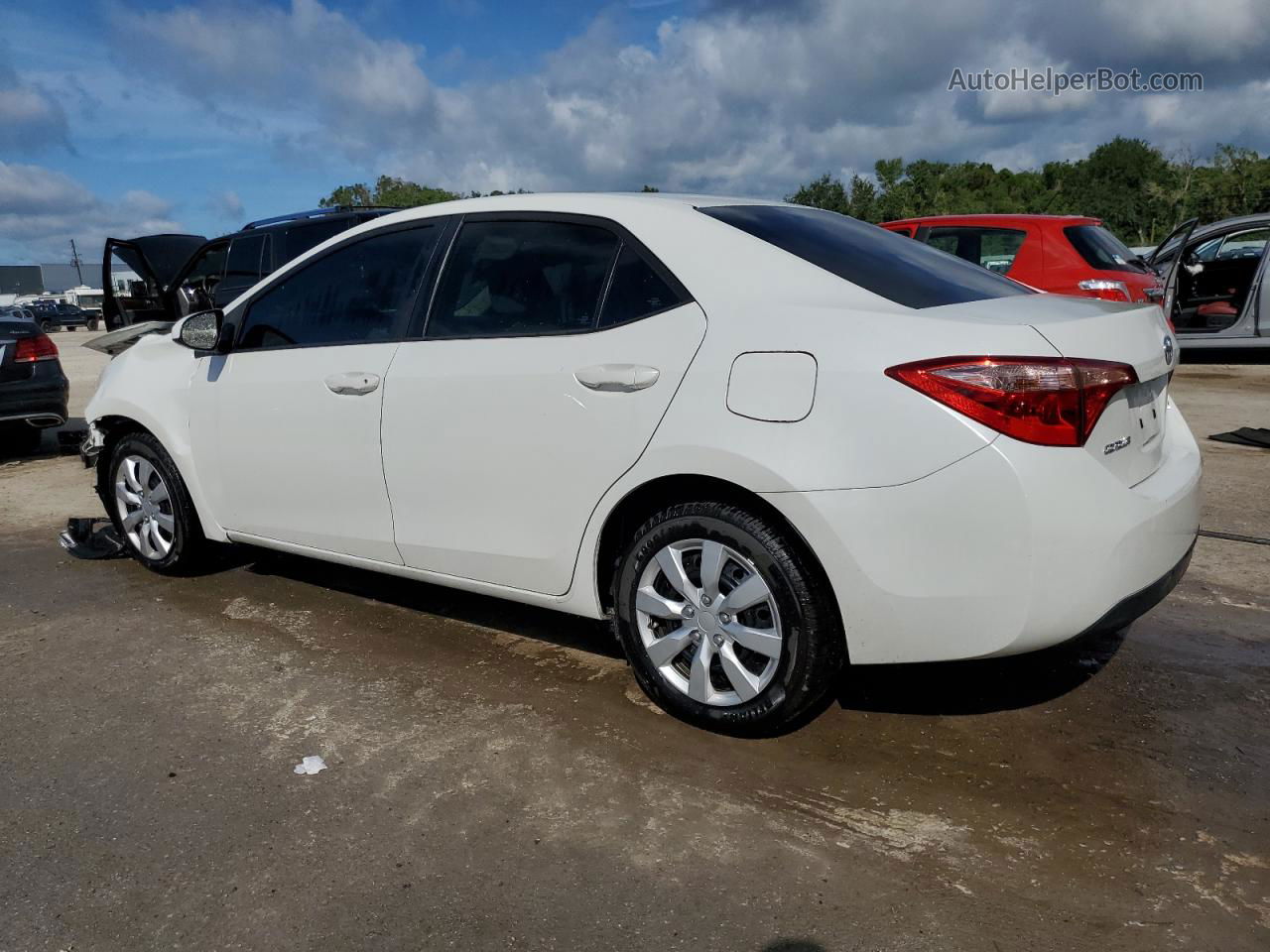 2019 Toyota Corolla L White vin: 5YFBURHE4KP929487