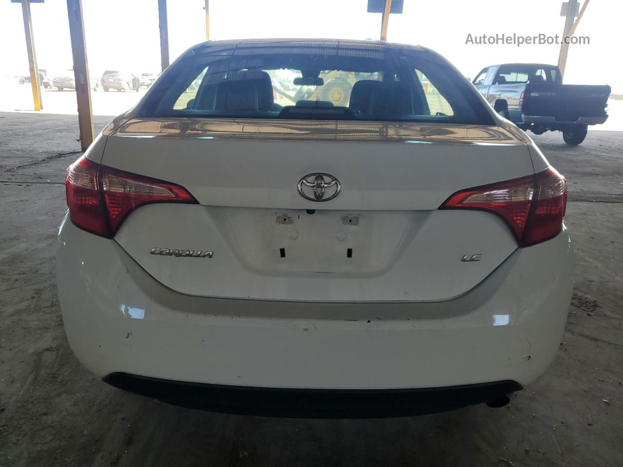 2019 Toyota Corolla L White vin: 5YFBURHE4KP939128