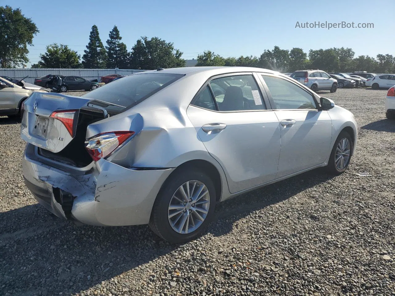 2014 Toyota Corolla L Silver vin: 5YFBURHE5EP024602