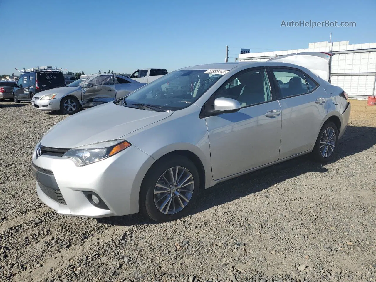 2014 Toyota Corolla L Silver vin: 5YFBURHE5EP024602