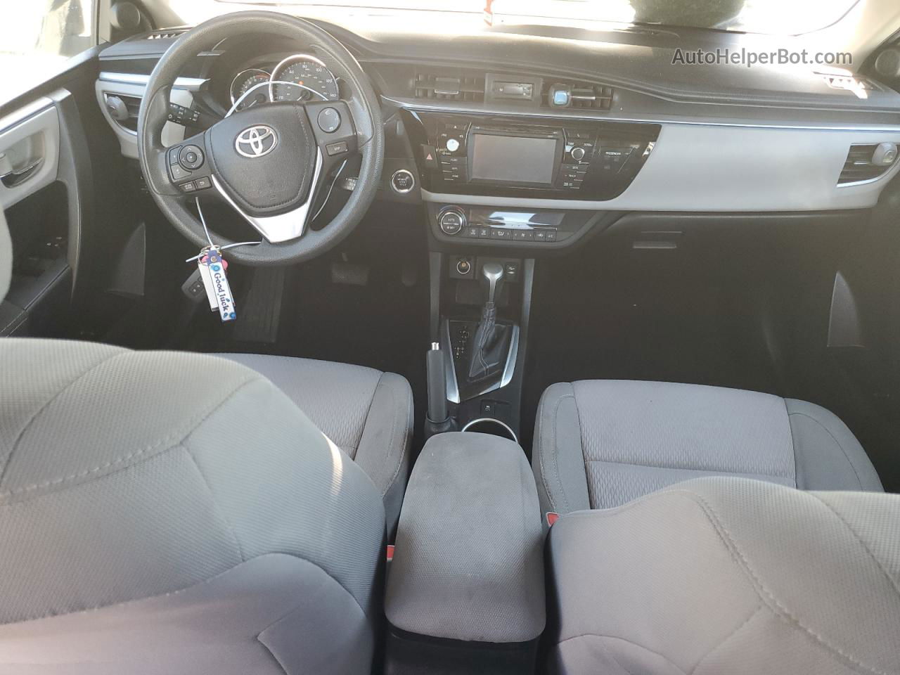 2014 Toyota Corolla L Серебряный vin: 5YFBURHE5EP024602