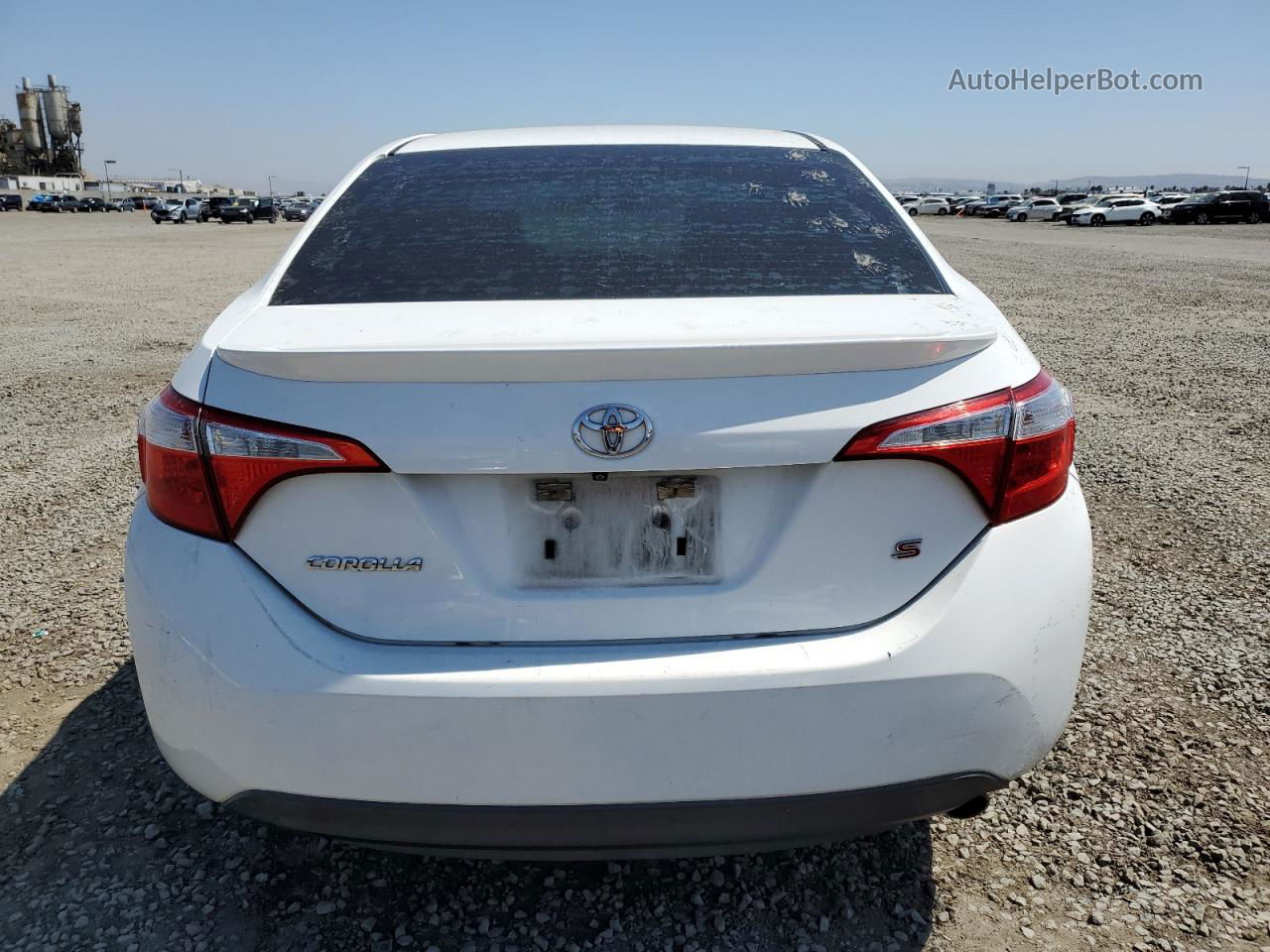 2015 Toyota Corolla L White vin: 5YFBURHE5FP281387