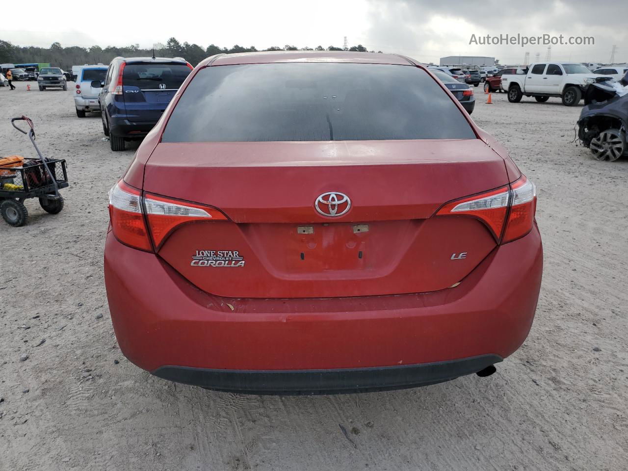 2015 Toyota Corolla L Red vin: 5YFBURHE5FP317840