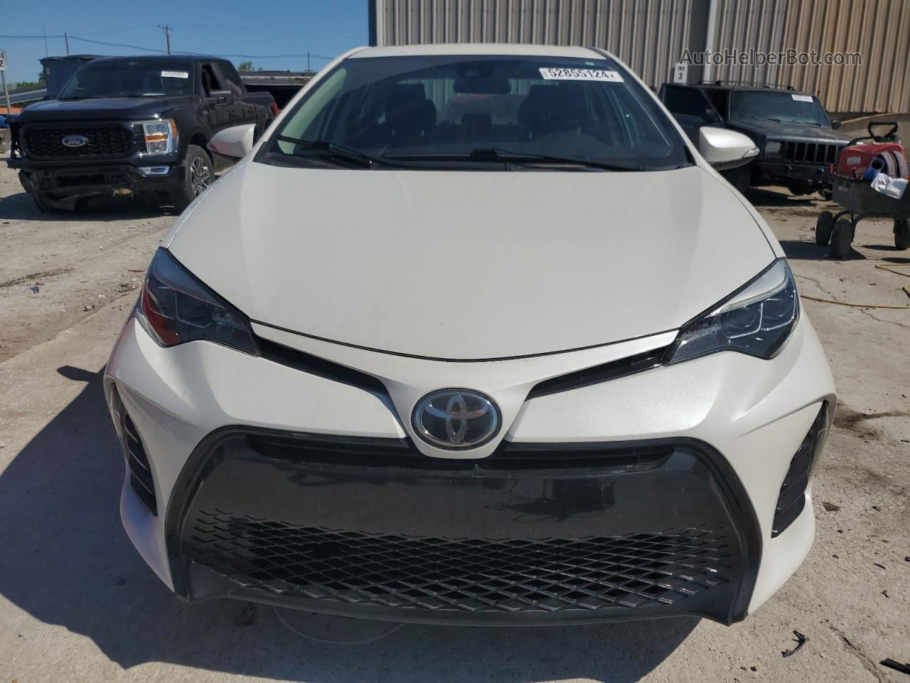 2017 Toyota Corolla L White vin: 5YFBURHE5HP682571