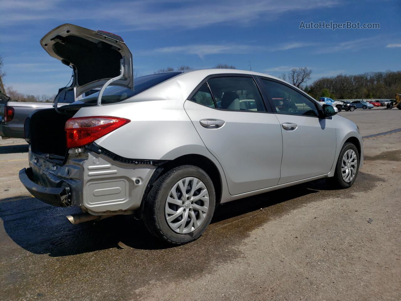 2019 Toyota Corolla L Silver vin: 5YFBURHE5KP867159