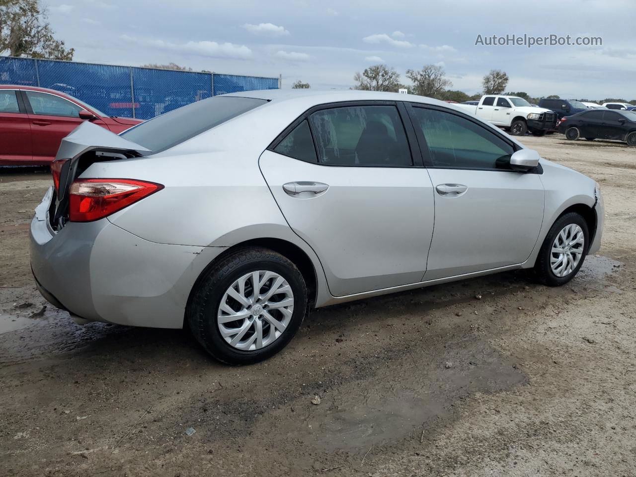 2019 Toyota Corolla L Серебряный vin: 5YFBURHE5KP876380