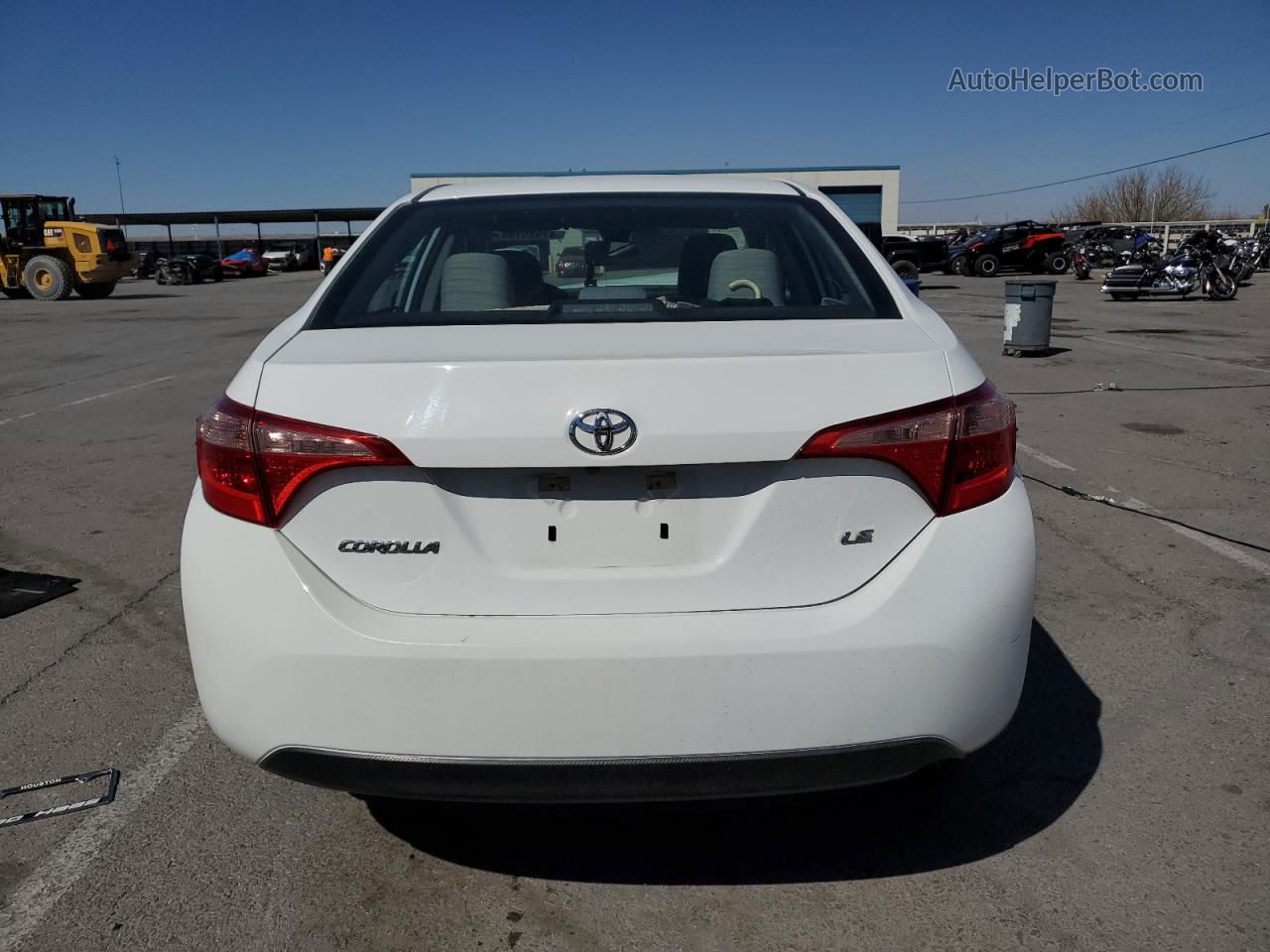 2019 Toyota Corolla L White vin: 5YFBURHE5KP923360