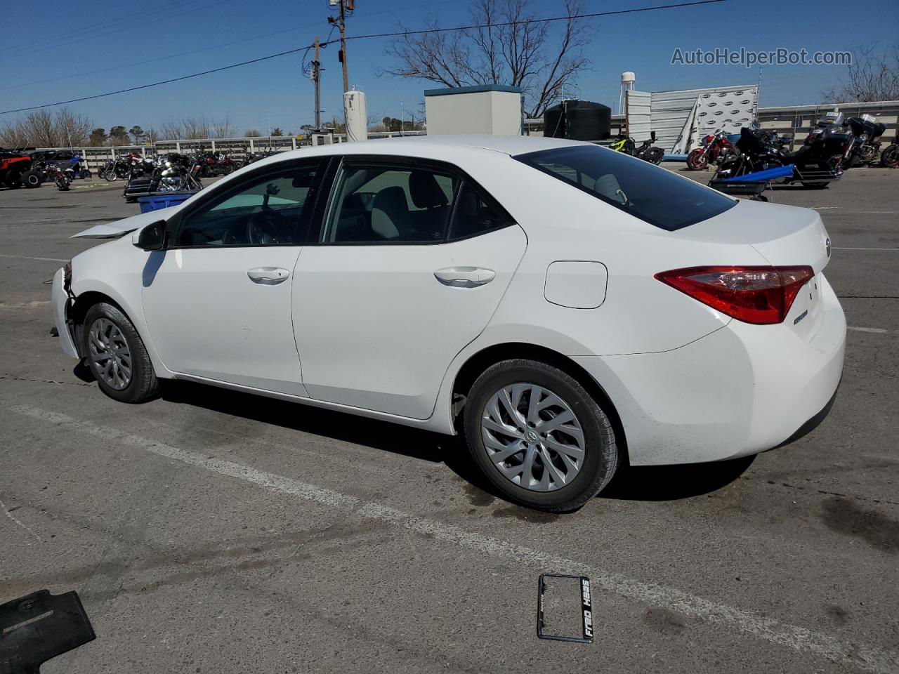 2019 Toyota Corolla L White vin: 5YFBURHE5KP923360