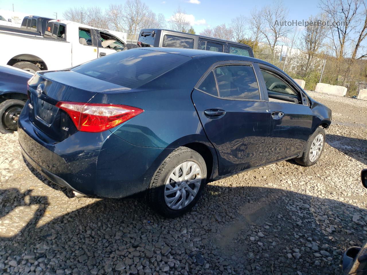 2019 Toyota Corolla L Черный vin: 5YFBURHE5KP938618