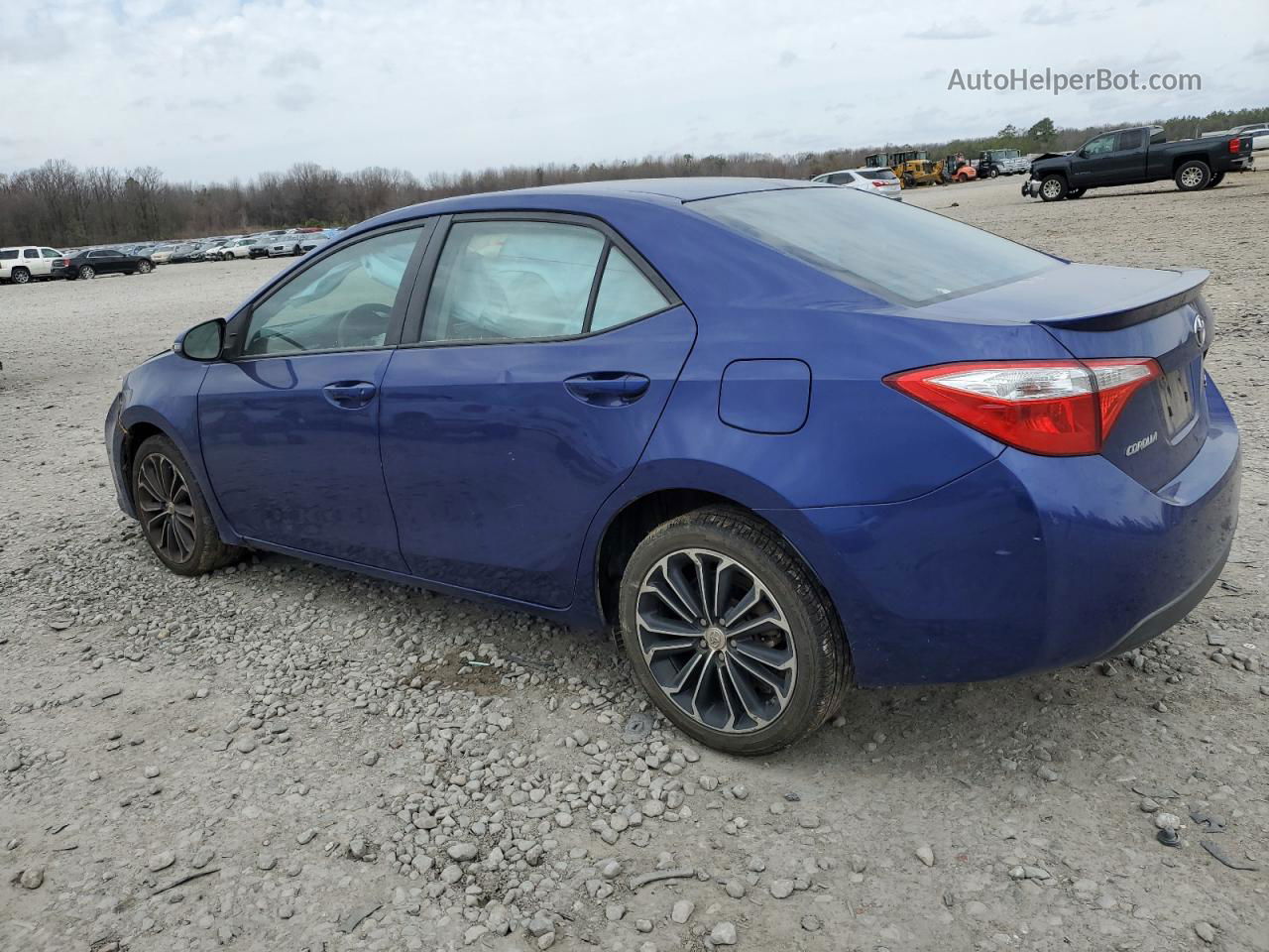 2015 Toyota Corolla L Blue vin: 5YFBURHE6FP340026