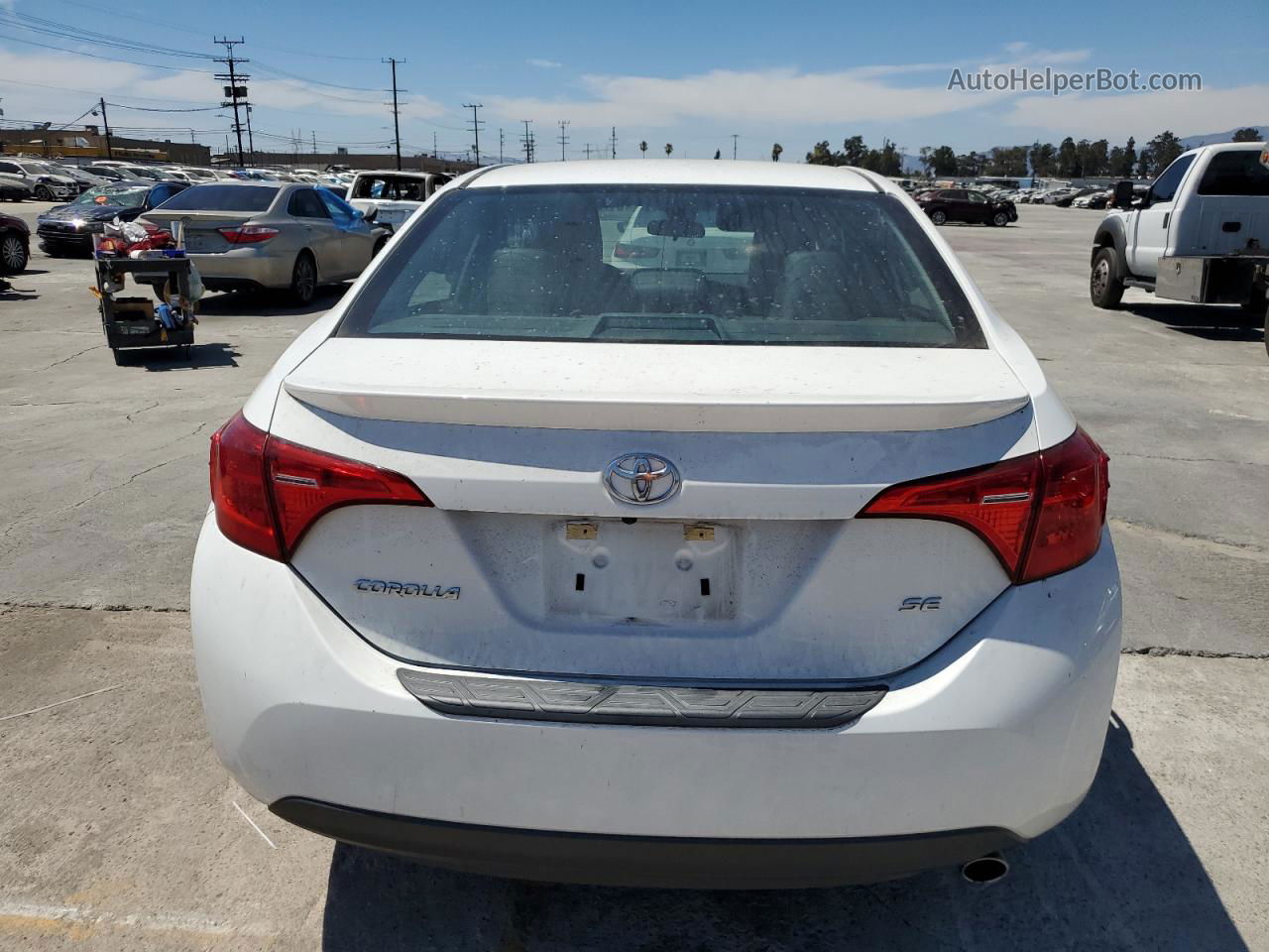 2017 Toyota Corolla L White vin: 5YFBURHE6HP715089