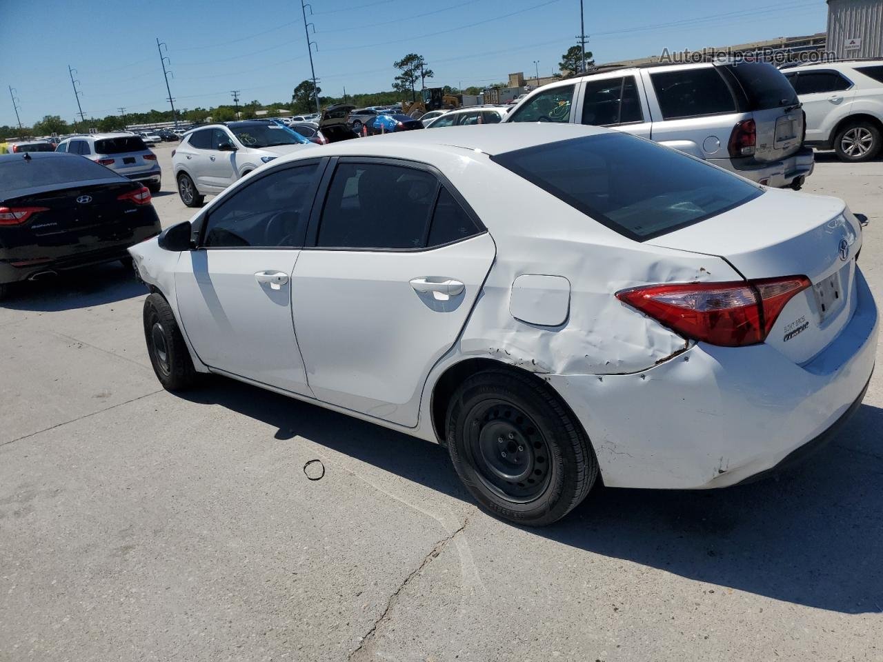 2019 Toyota Corolla L Белый vin: 5YFBURHE6KP859958