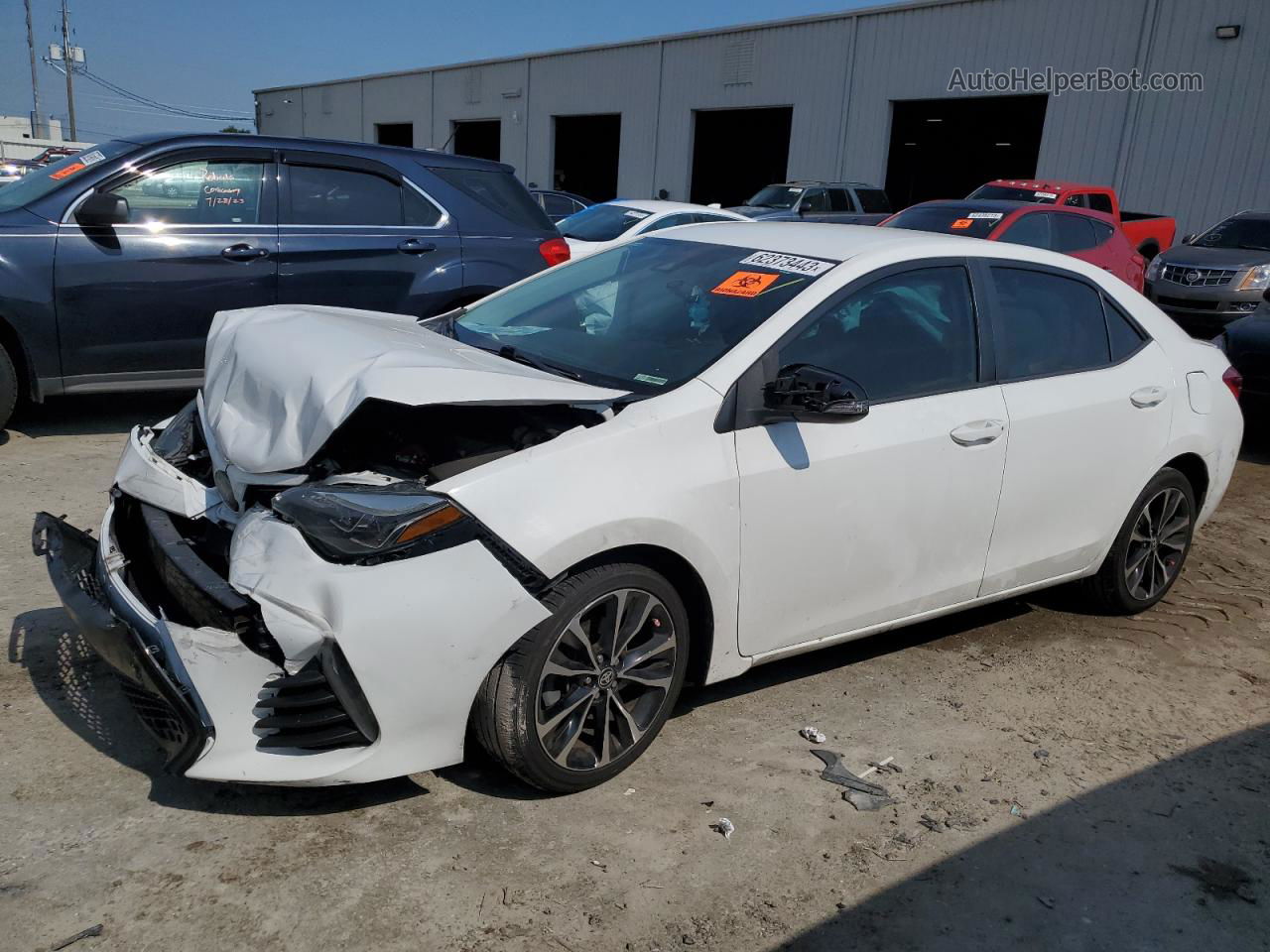 2019 Toyota Corolla L White vin: 5YFBURHE6KP882771