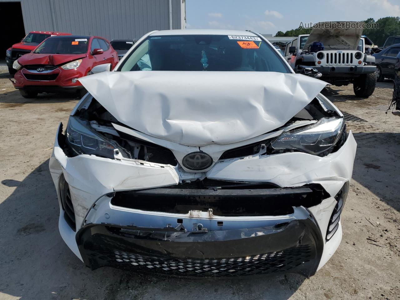 2019 Toyota Corolla L White vin: 5YFBURHE6KP882771