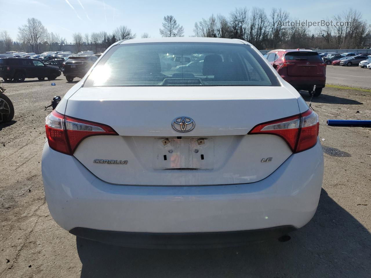 2014 Toyota Corolla L White vin: 5YFBURHE7EP074465