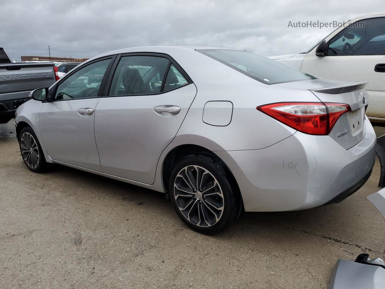 2014 Toyota Corolla L Silver vin: 5YFBURHE7EP161069