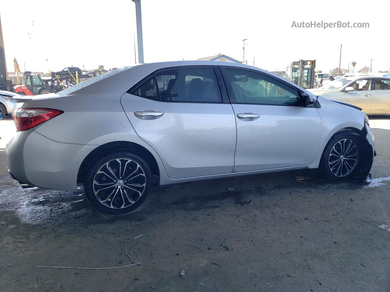 2014 Toyota Corolla L Silver vin: 5YFBURHE7EP166594