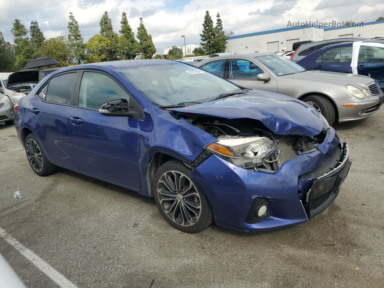 2015 Toyota Corolla L Blue vin: 5YFBURHE7FP235155