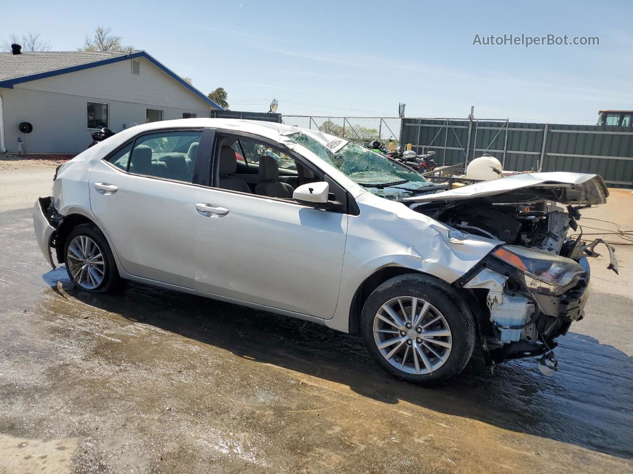 2015 Toyota Corolla L Silver vin: 5YFBURHE7FP247032