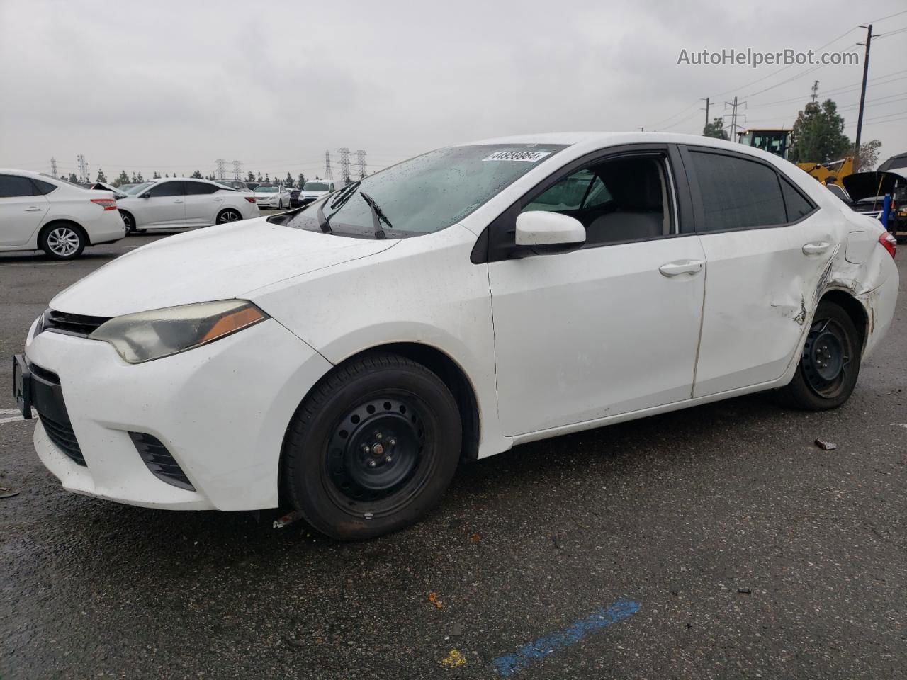 2015 Toyota Corolla L Белый vin: 5YFBURHE7FP251629