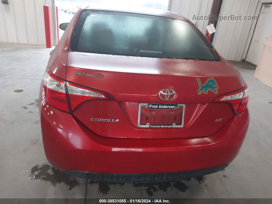 2015 Toyota Corolla Le Red vin: 5YFBURHE7FP328029