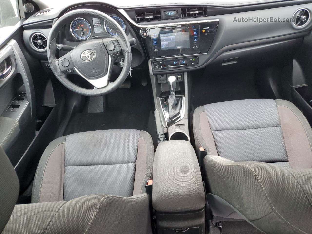 2017 Toyota Corolla L Silver vin: 5YFBURHE7HP640581