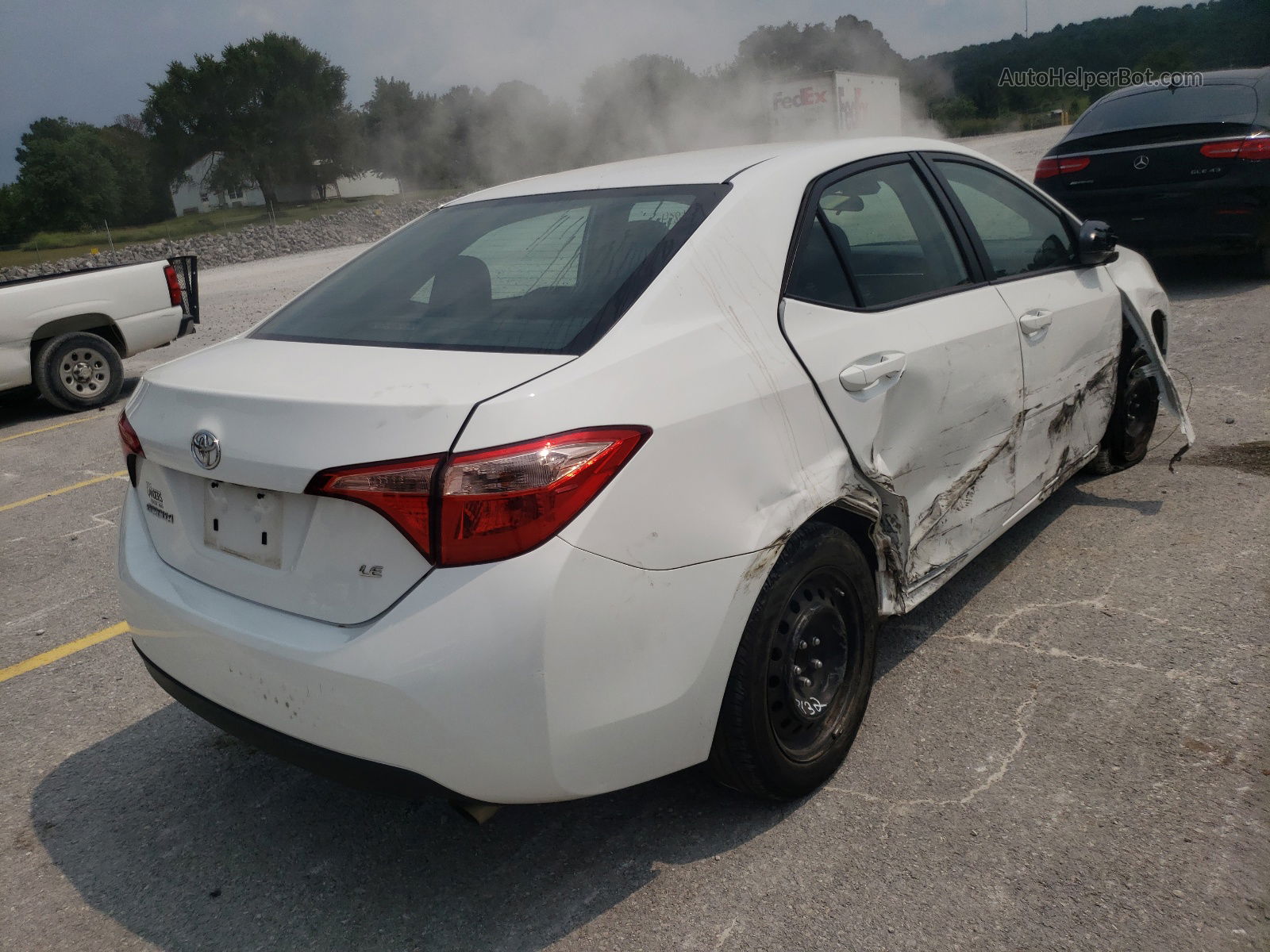 2017 Toyota Corolla L White vin: 5YFBURHE7HP698612