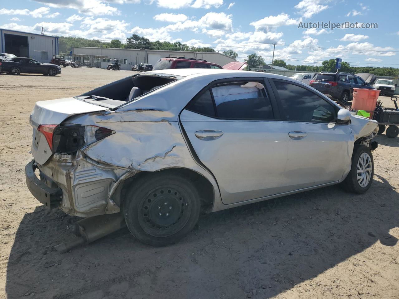 2017 Toyota Corolla L Silver vin: 5YFBURHE7HP736601