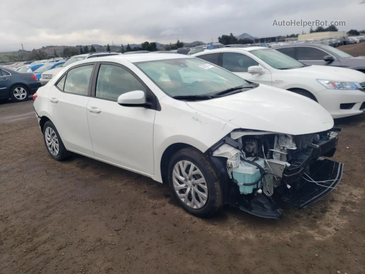 2019 Toyota Corolla L White vin: 5YFBURHE7KP862691