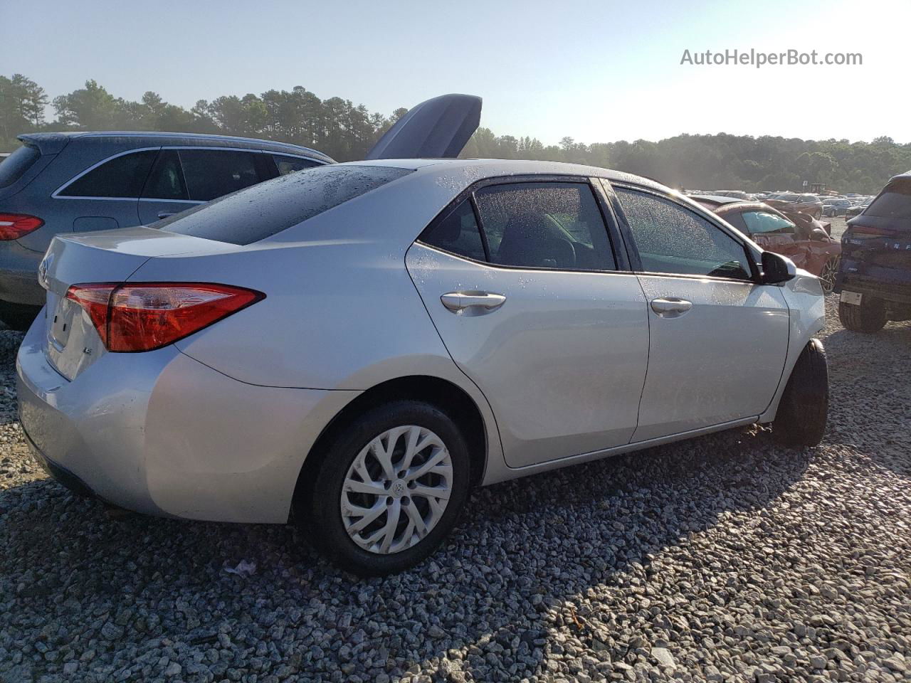 2019 Toyota Corolla L Silver vin: 5YFBURHE7KP864280