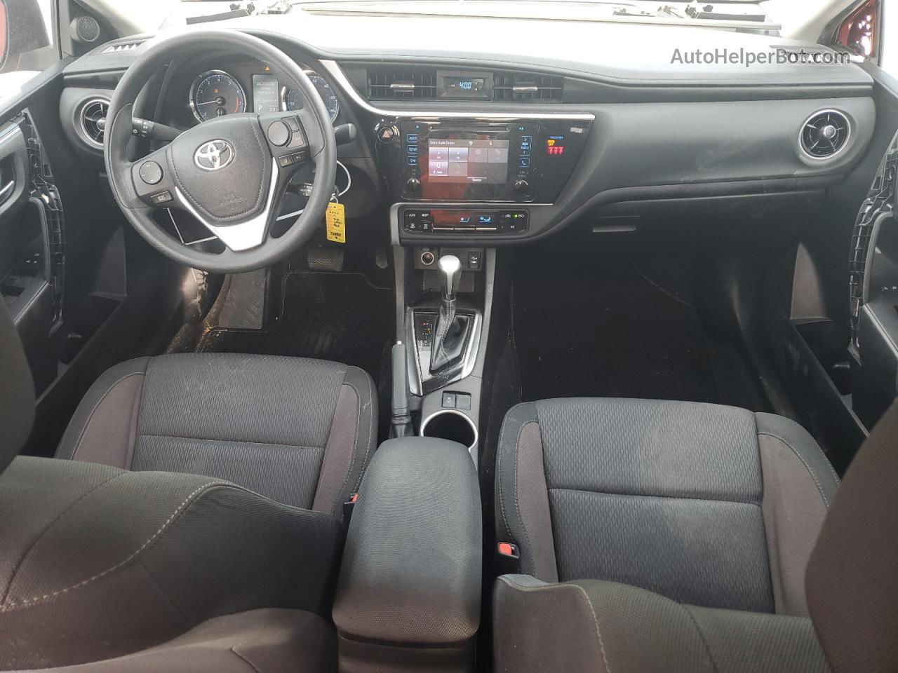 2019 Toyota Corolla L Red vin: 5YFBURHE7KP875120