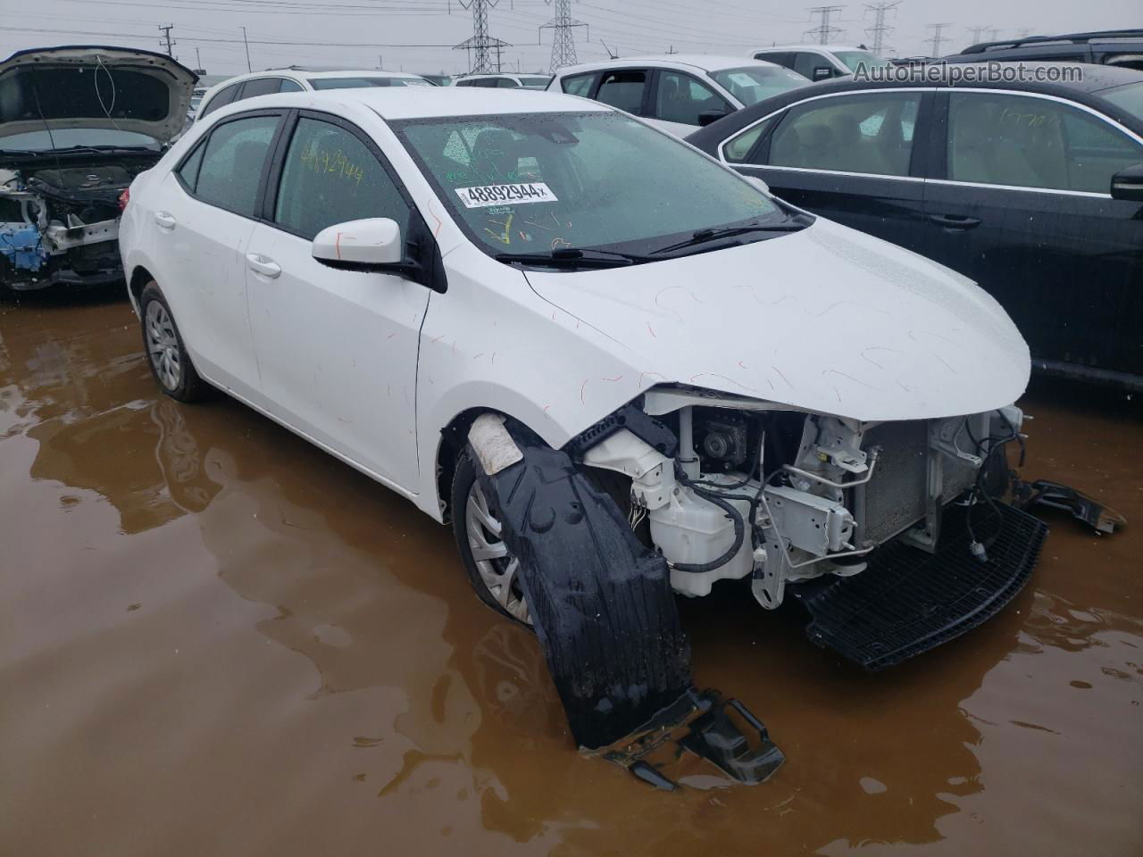 2019 Toyota Corolla L White vin: 5YFBURHE7KP888112