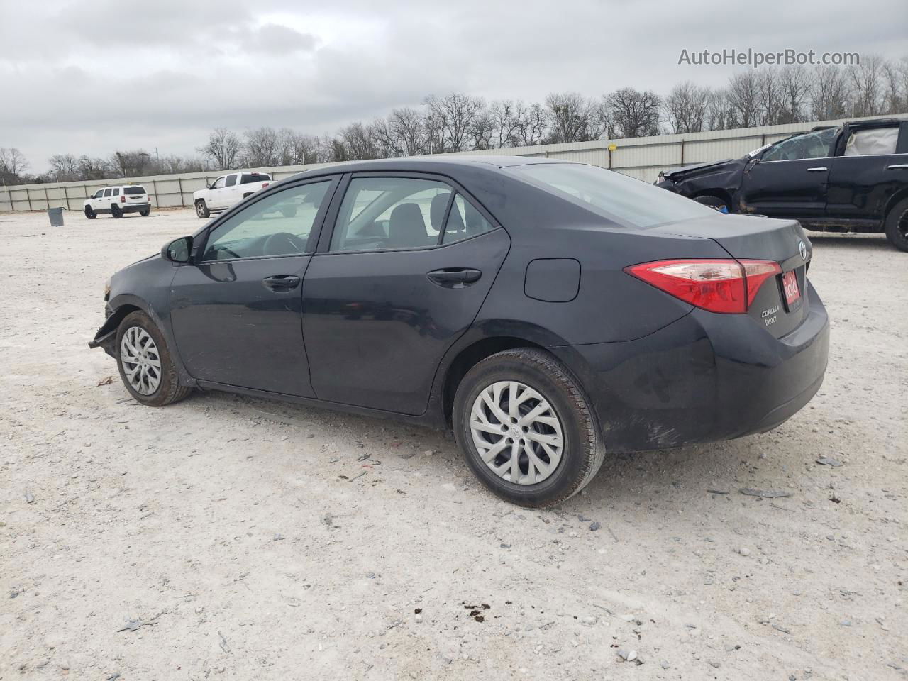 2019 Toyota Corolla L Black vin: 5YFBURHE7KP910576