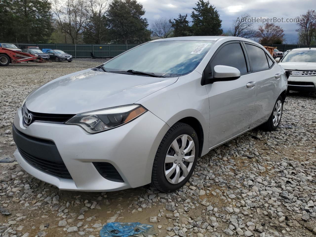 2014 Toyota Corolla L Серебряный vin: 5YFBURHE8EP036520