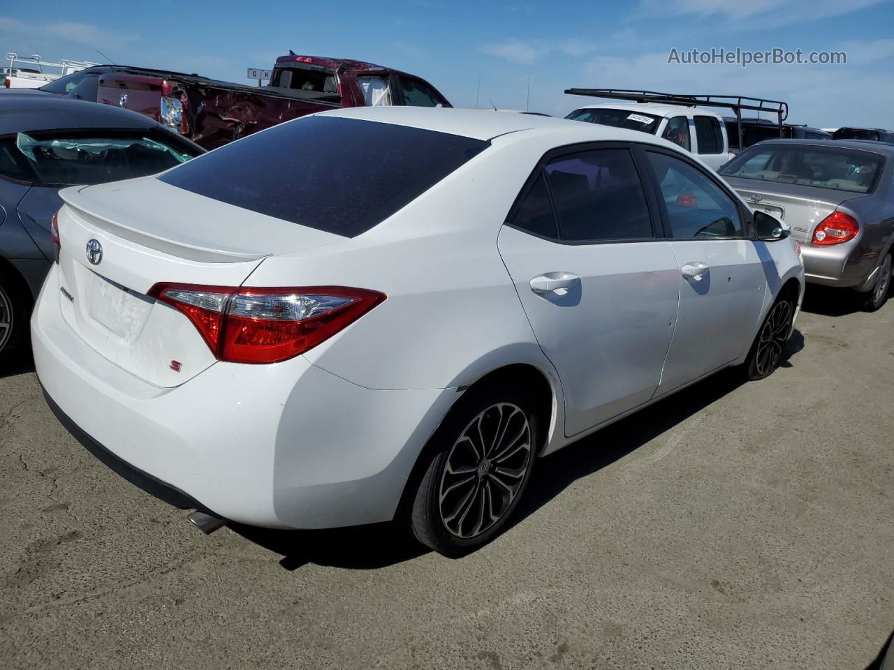 2014 Toyota Corolla L White vin: 5YFBURHE8EP090786