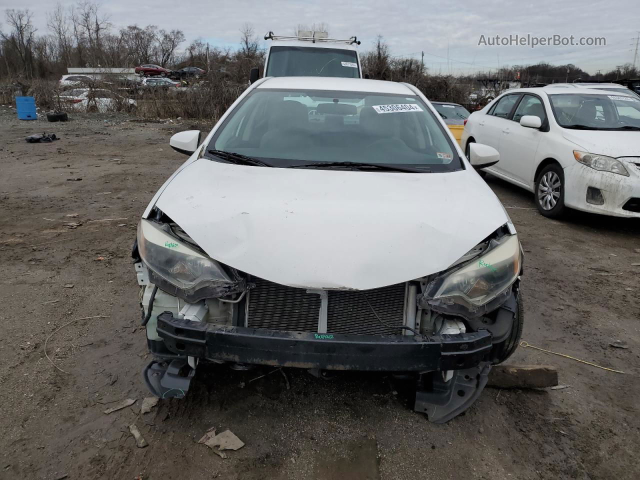 2015 Toyota Corolla L White vin: 5YFBURHE8FP294795