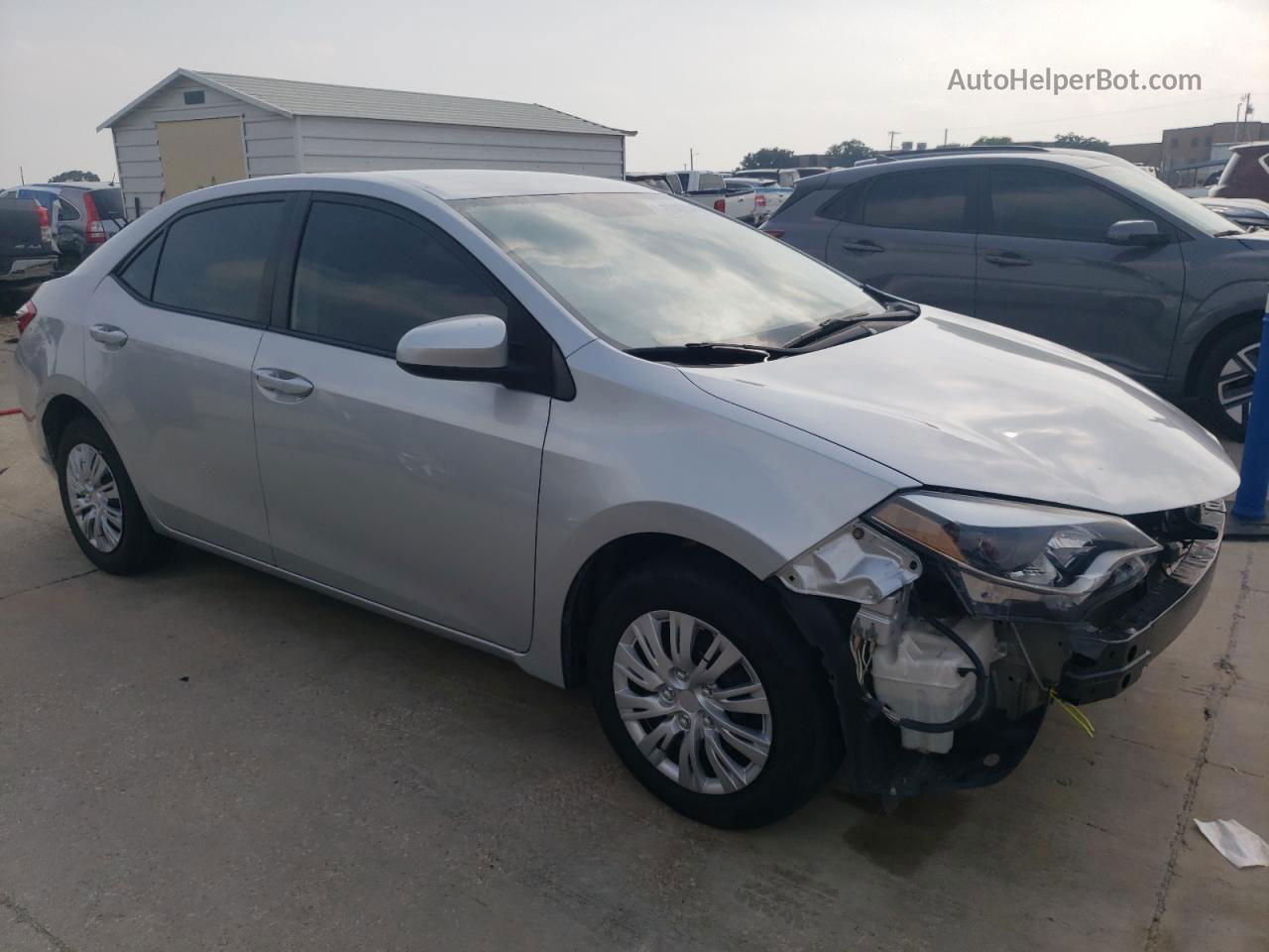 2016 Toyota Corolla L Silver vin: 5YFBURHE8GP370386