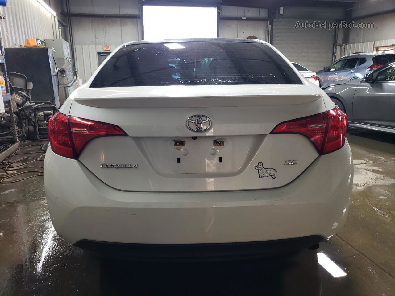 2017 Toyota Corolla L White vin: 5YFBURHE8HP596400