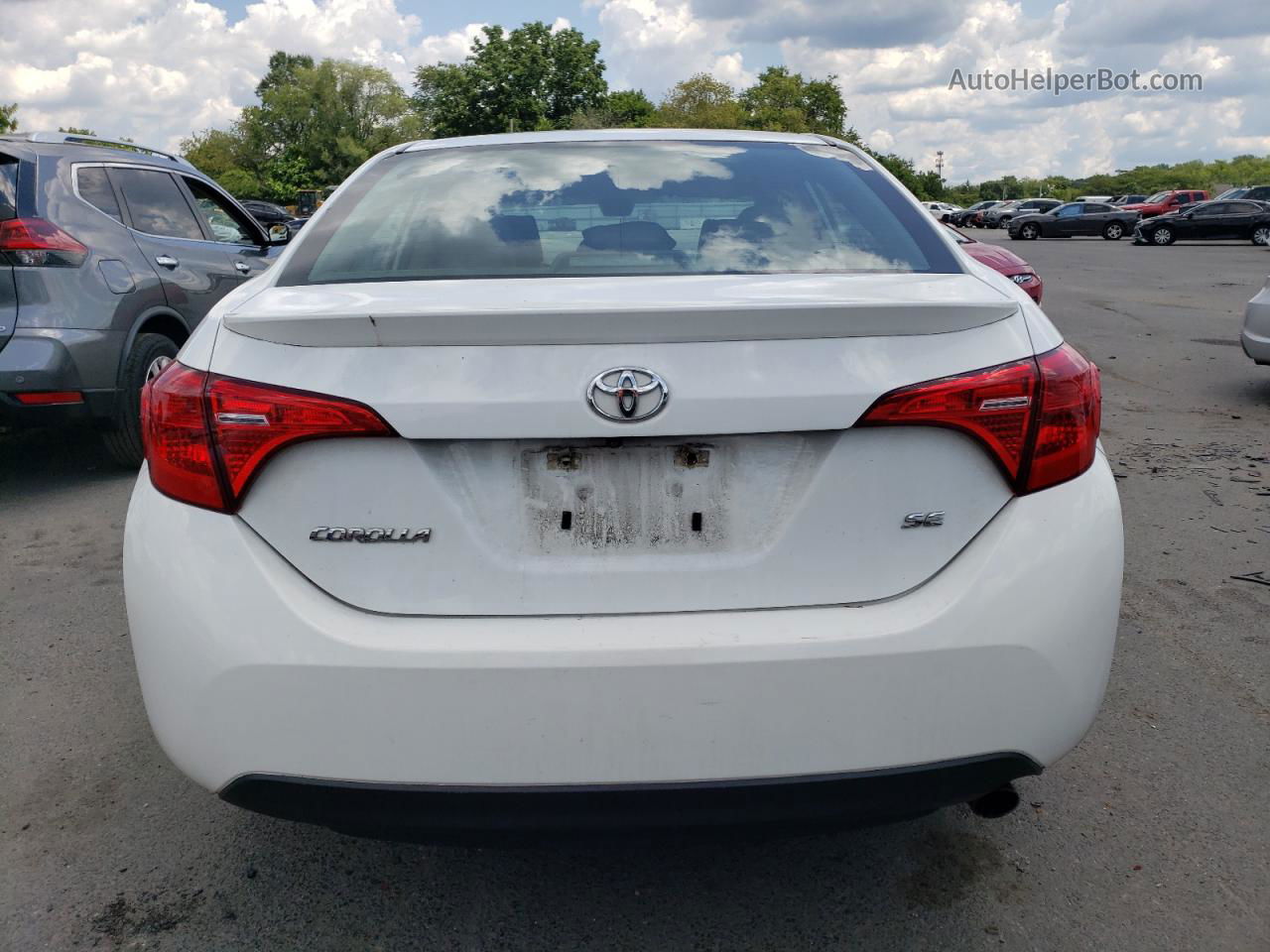 2017 Toyota Corolla L White vin: 5YFBURHE8HP597756