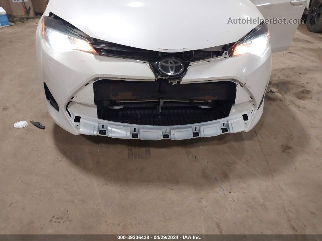 2017 Toyota Corolla Le White vin: 5YFBURHE8HP639293