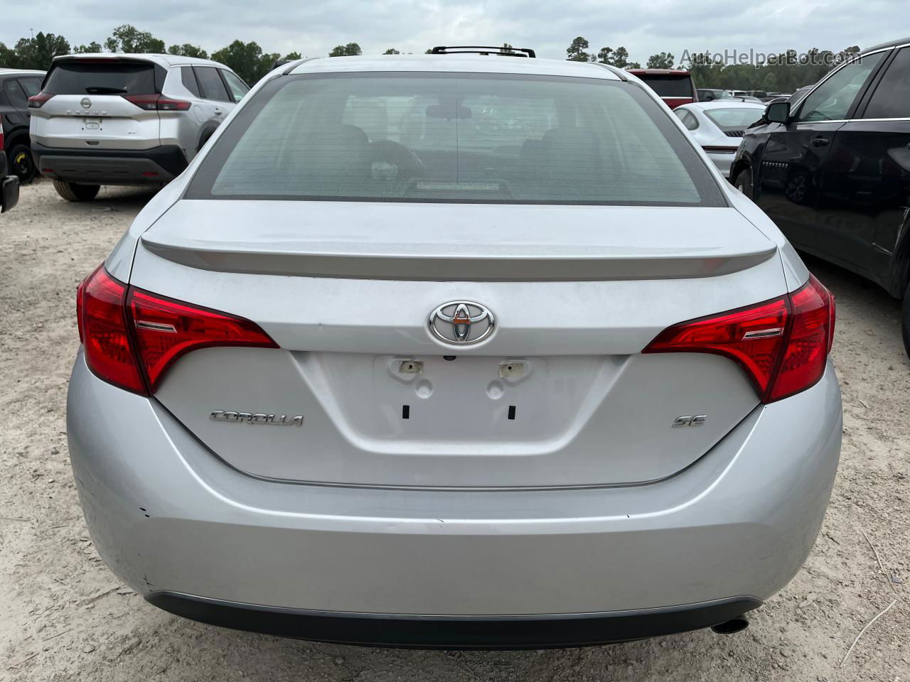 2017 Toyota Corolla L Silver vin: 5YFBURHE8HP679907