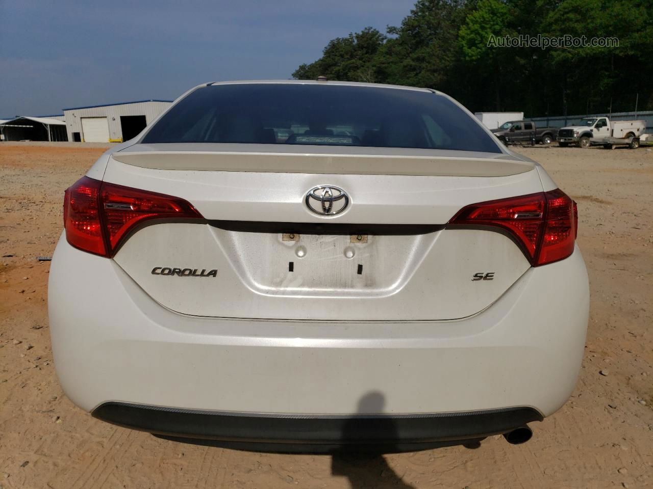 2017 Toyota Corolla L White vin: 5YFBURHE8HP683178