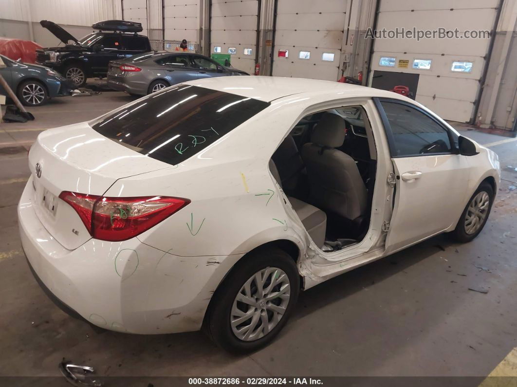 2017 Toyota Corolla Le White vin: 5YFBURHE8HP701291